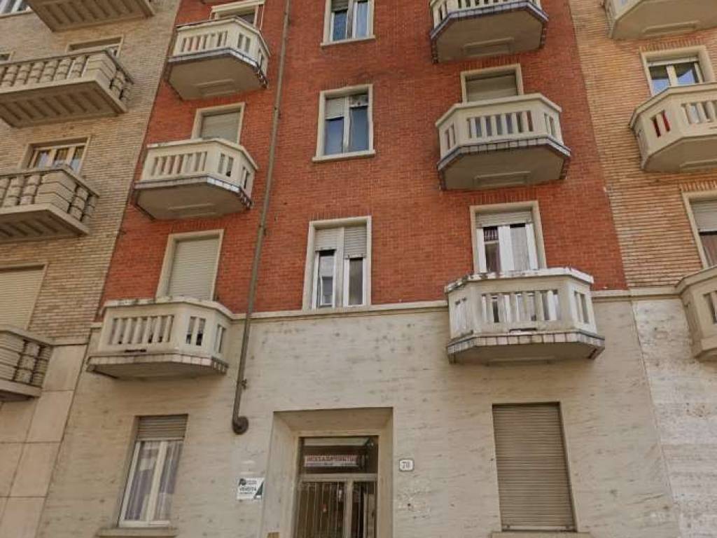 appartamento in vendita a Torino in zona Parella