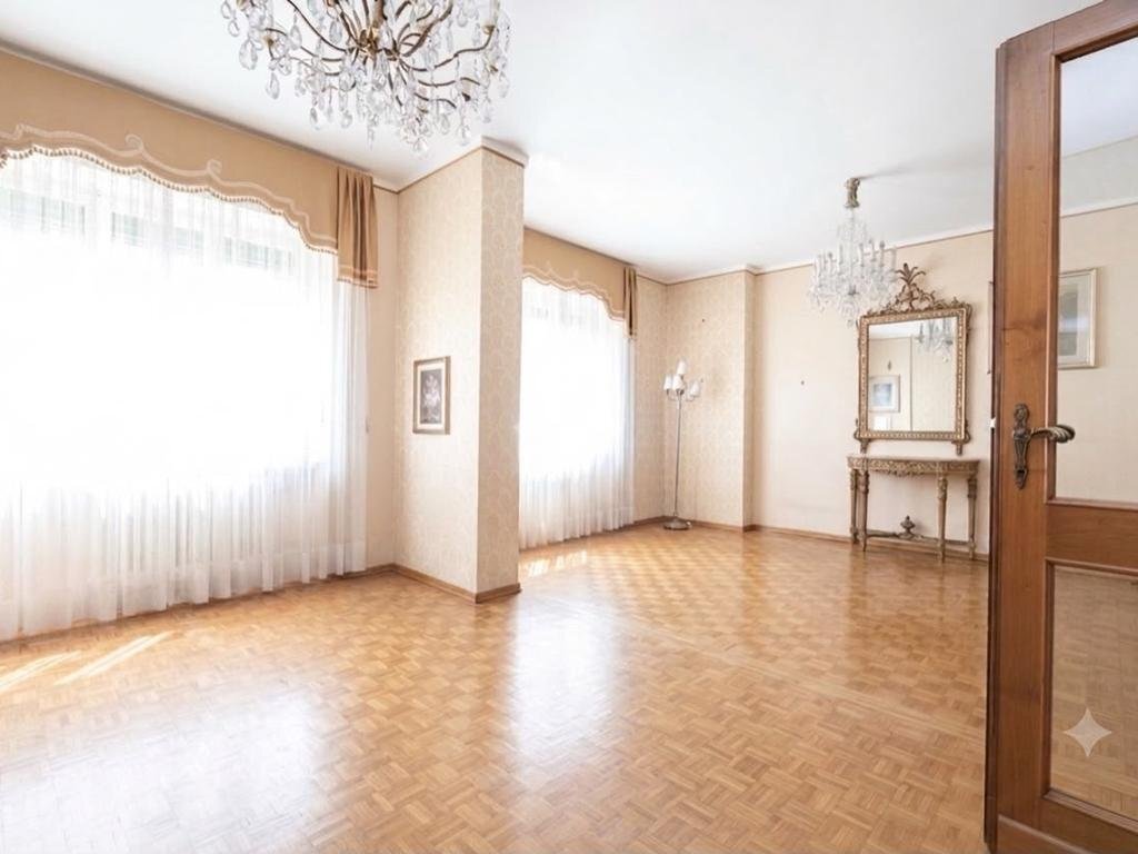 appartamento in vendita a Torino in zona Crocetta
