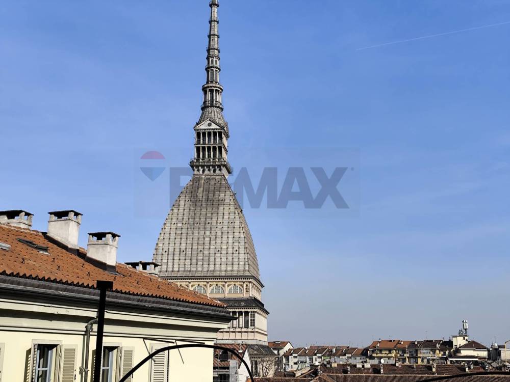 appartamento in vendita a Torino in zona Centro Storico