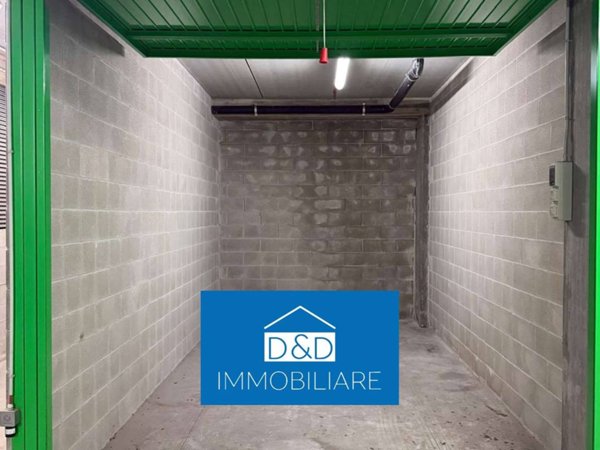 locale di sgombero in vendita a Torino in zona Borgo San Paolo