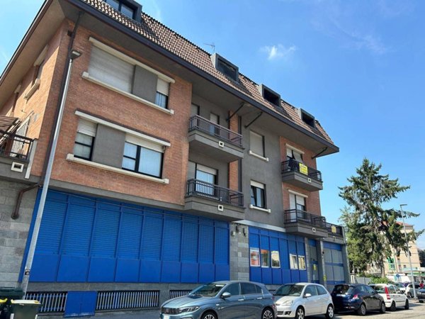 appartamento in vendita a Torino in zona Lucento