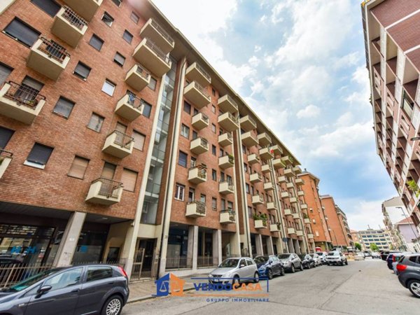 negozio in vendita a Torino in zona Millefonti
