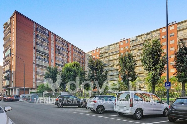 appartamento in vendita a Torino in zona Borgata Vittoria