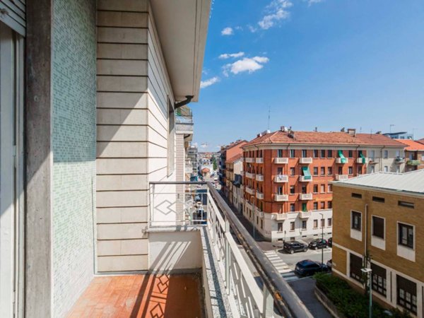appartamento in vendita a Torino in zona Parella