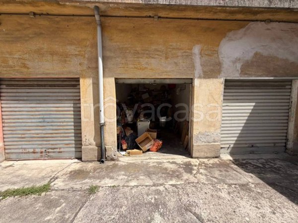 box auto in vendita a Torino in zona Lingotto