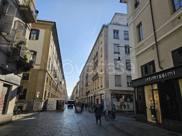 negozio in vendita a Torino in zona Centro Storico