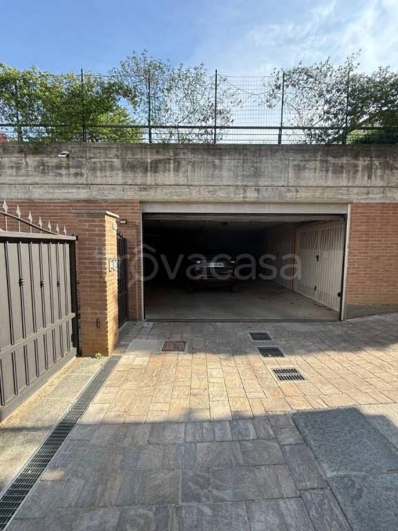 casa indipendente in vendita a Torino in zona Cavoretto