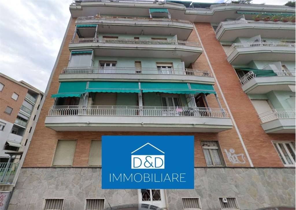 appartamento in vendita a Torino in zona Parella