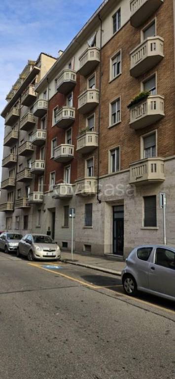 appartamento in vendita a Torino in zona Parella