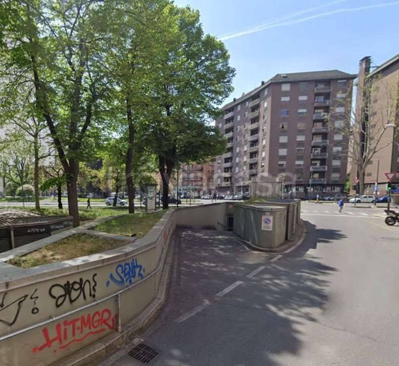 appartamento in vendita a Torino in zona Cit Turin