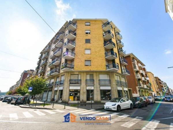 appartamento in vendita a Torino in zona Borgata Vittoria