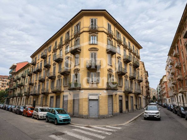 appartamento in vendita a Torino in zona Pozzo Strada