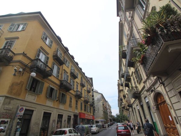 appartamento in vendita a Torino in zona San Salvario