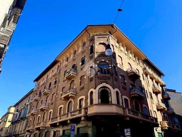appartamento in vendita a Torino in zona San Salvario