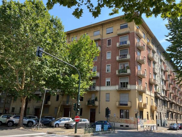 appartamento in vendita a Torino in zona Crocetta