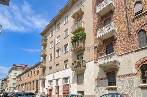 appartamento in vendita a Torino in zona Cit Turin
