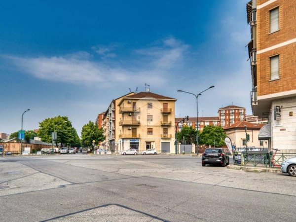 appartamento in vendita a Torino in zona Borgata Lesna