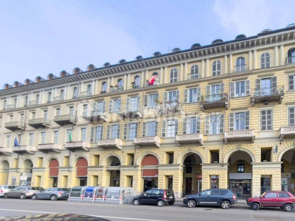 appartamento in vendita a Torino in zona San Salvario