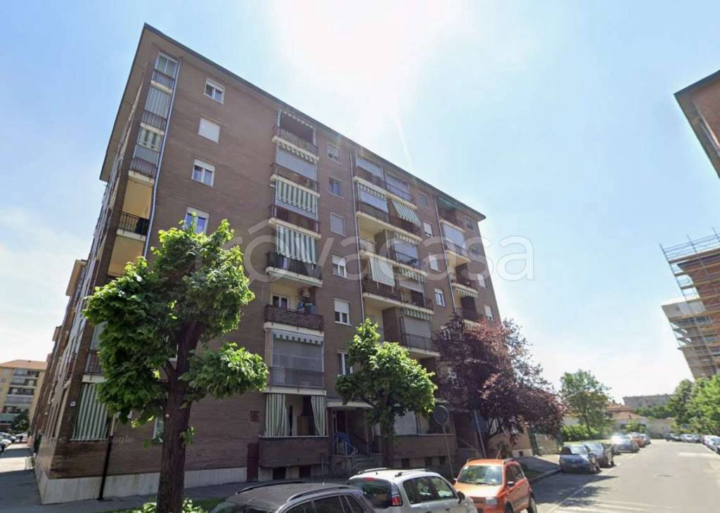 appartamento in vendita a Torino in zona Mirafiori Sud