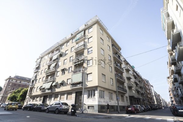 appartamento in vendita a Torino in zona Lingotto
