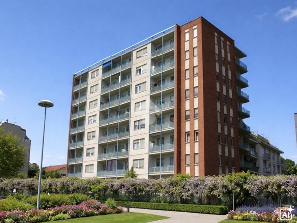 appartamento in vendita a Torino in zona San Salvario