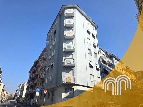 appartamento in vendita a Torino in zona Cit Turin