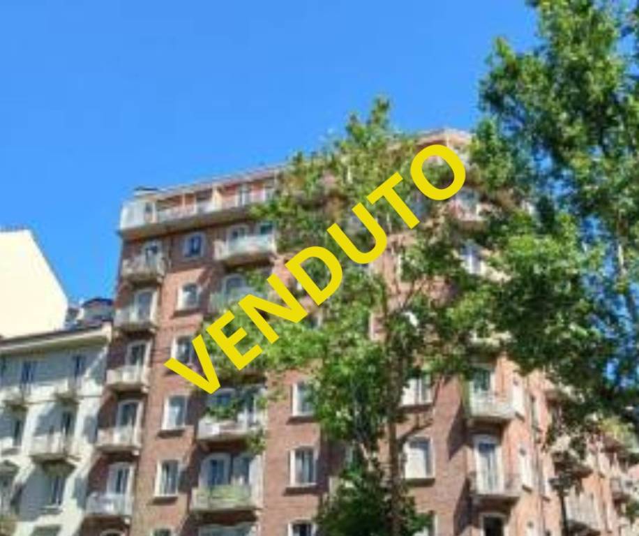 appartamento in vendita a Torino in zona Parella