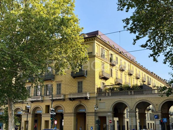 appartamento in vendita a Torino in zona Centro Storico