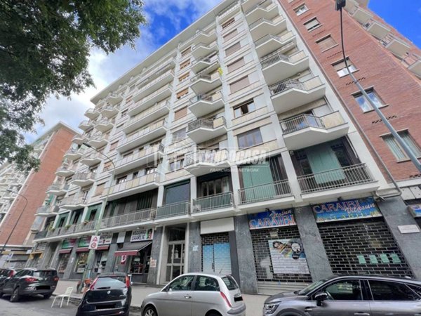 appartamento in vendita a Torino in zona Regio Parco
