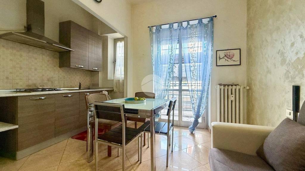 appartamento in vendita a Torino in zona Santa Rita