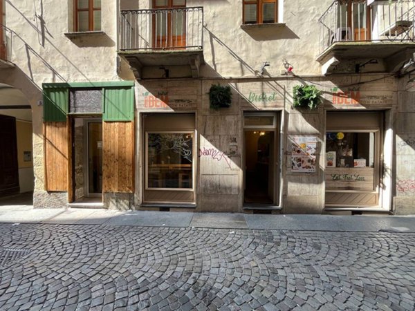 negozio in vendita a Torino in zona Centro Storico