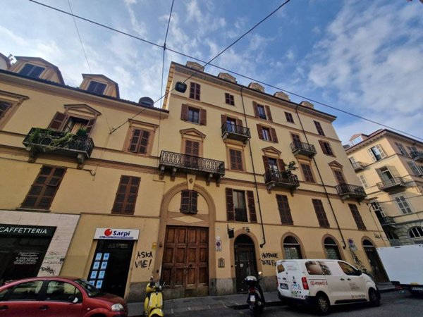 negozio in vendita a Torino in zona Vanchiglietta