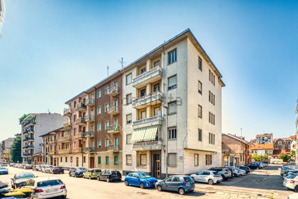 appartamento in vendita a Torino in zona Lucento