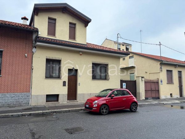 casa indipendente in vendita a Torino in zona Madonna di Campagna