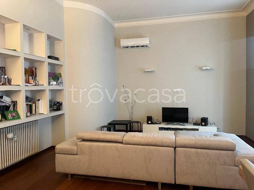 appartamento in vendita a Torino in zona Crocetta