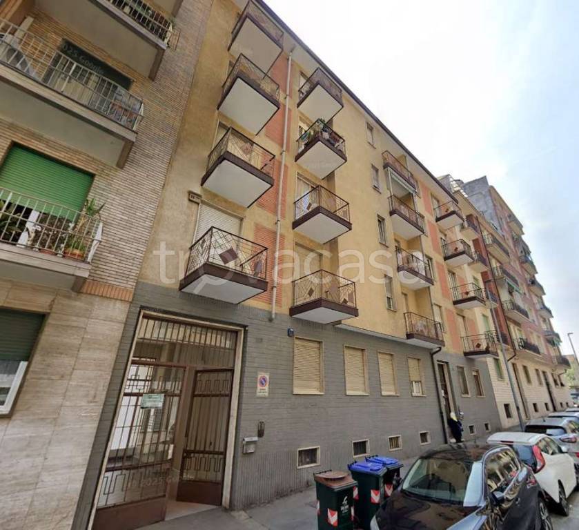 appartamento in vendita a Torino in zona Lingotto