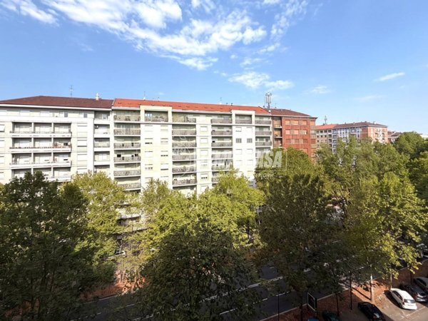 appartamento in vendita a Torino in zona Crocetta