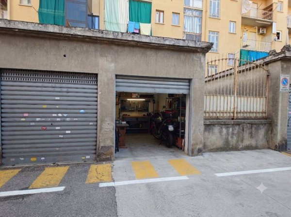 casa semindipendente in vendita a Torino in zona Cenisia