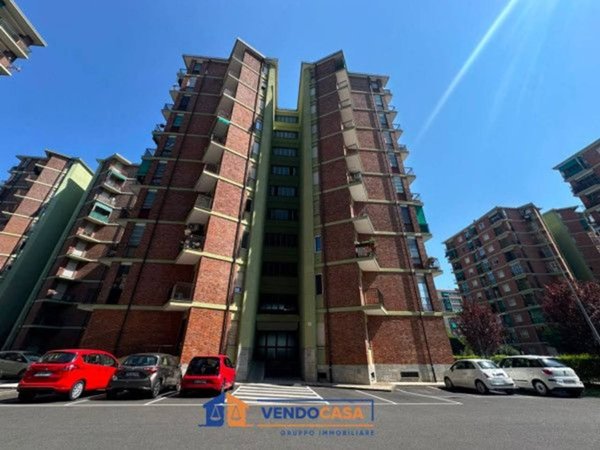 appartamento in vendita a Torino in zona Lingotto