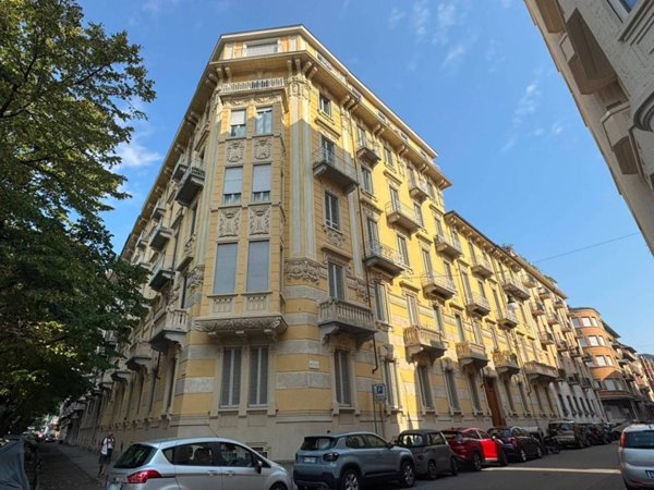appartamento in vendita a Torino in zona Crocetta