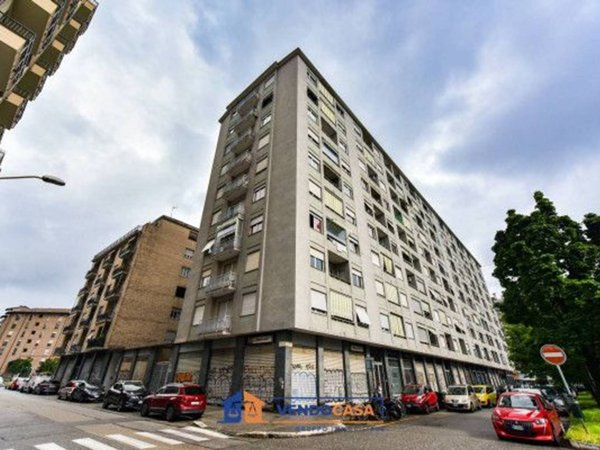 appartamento in vendita a Torino in zona Lingotto