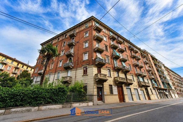 appartamento in vendita a Torino in zona Millefonti