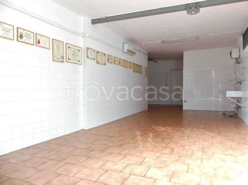 casa indipendente in vendita a Torino in zona Sassi