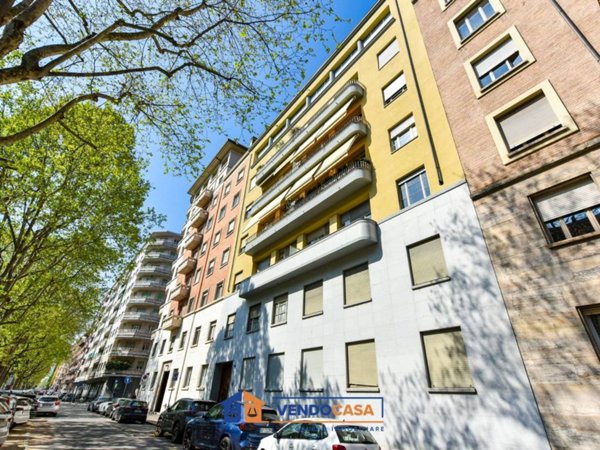 ufficio in vendita a Torino in zona Crocetta