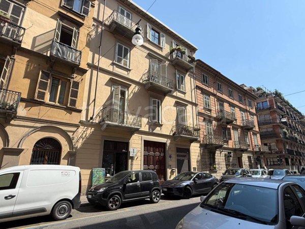 appartamento in vendita a Torino in zona San Salvario