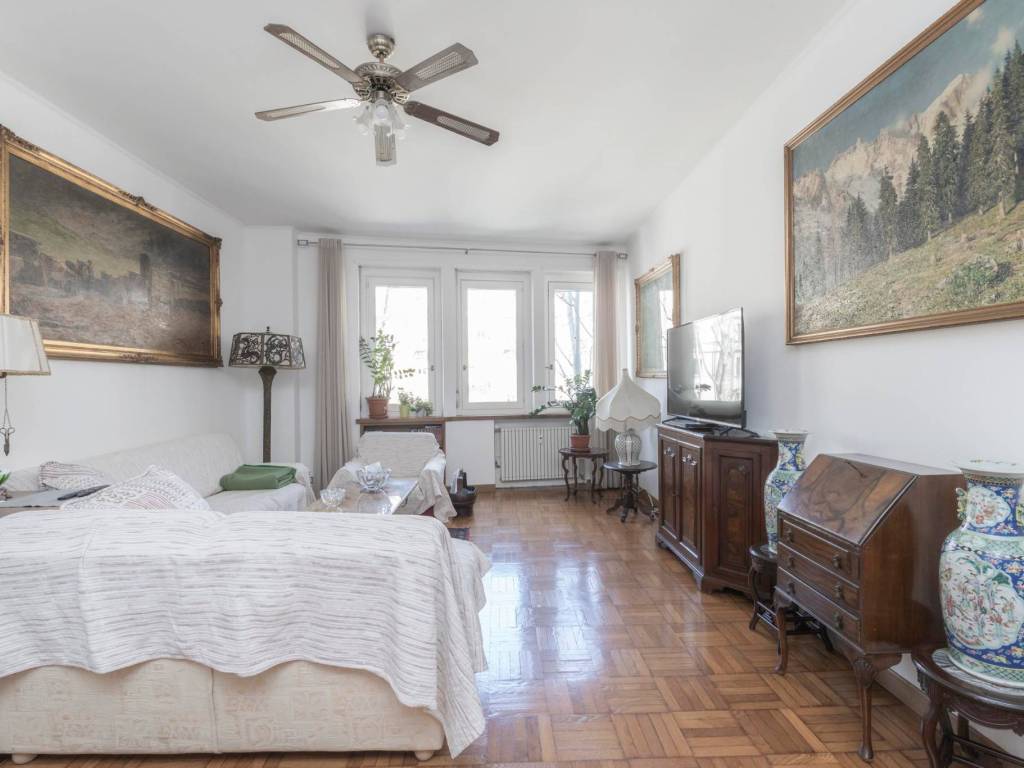 appartamento in vendita a Torino in zona Campidoglio