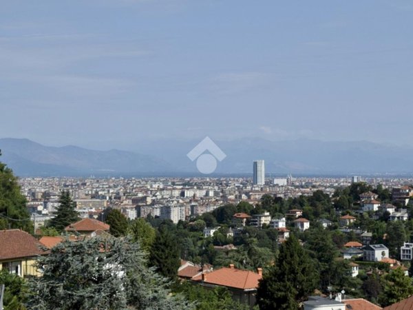casa indipendente in vendita a Torino in zona Cavoretto