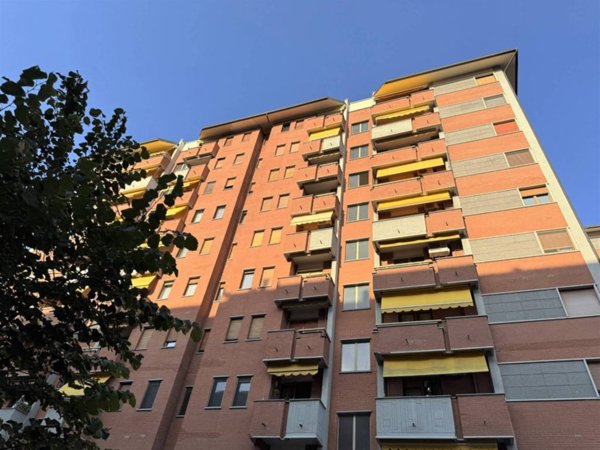 appartamento in vendita a Torino in zona Mirafiori Nord