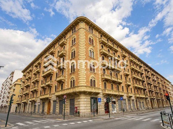 appartamento in vendita a Torino in zona Borgo San Paolo