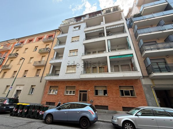 appartamento in vendita a Torino in zona Lingotto